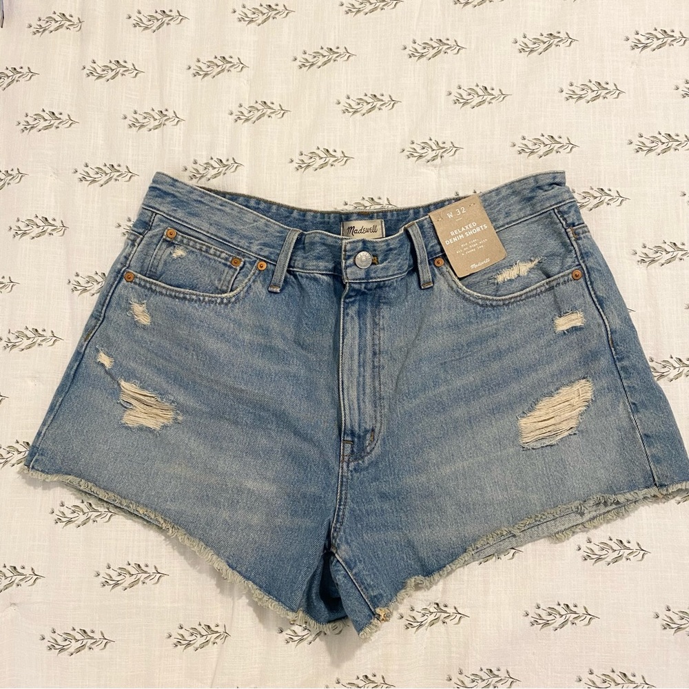 Madewell shorts 32 relaxed mid rise